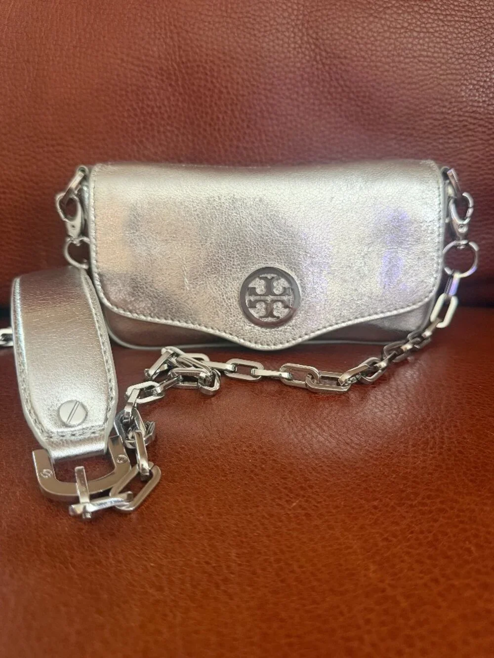 TORY BURCH MINI ROBINSON METALIC SILVER CHAIN CROSSBODY BAG